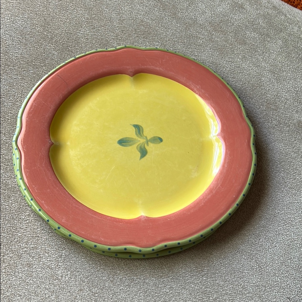 Set of 2 Ceramic Plate with Floral Design